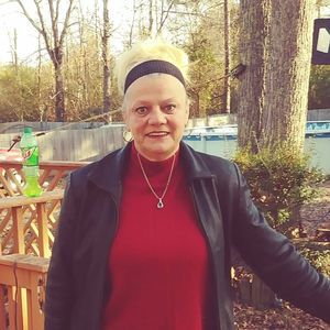 Meet your Posher, Donna